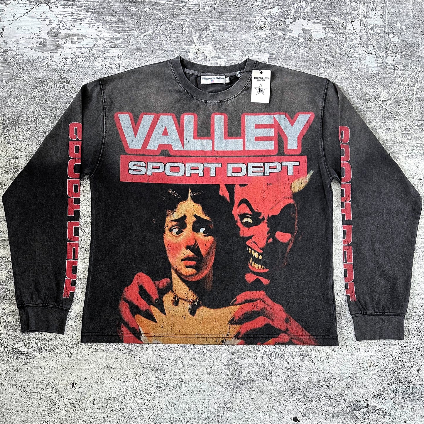 Vale Devil’s Advocate Longsleeve